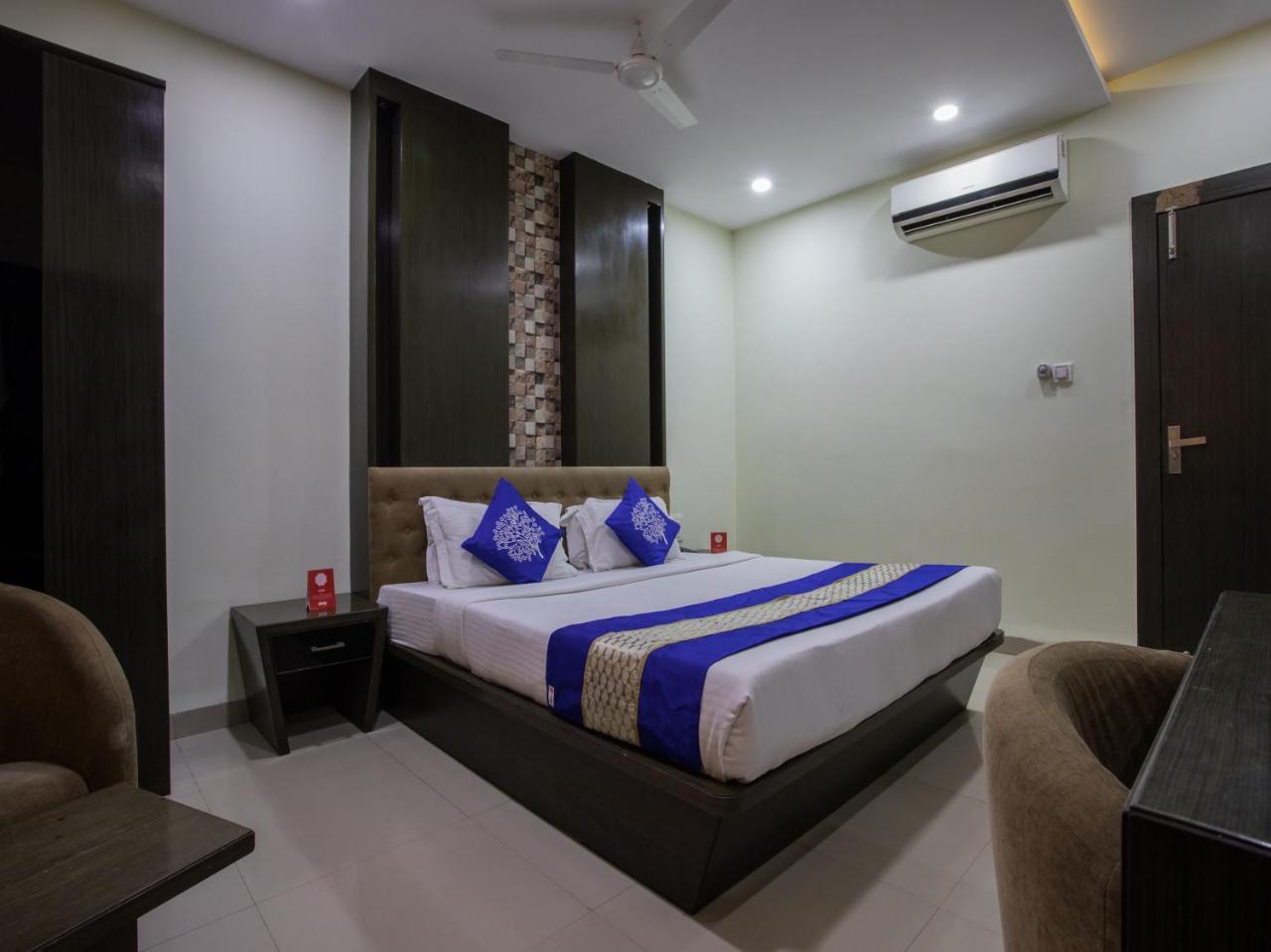 Capital O 1546 The Sensation Hotel Indore